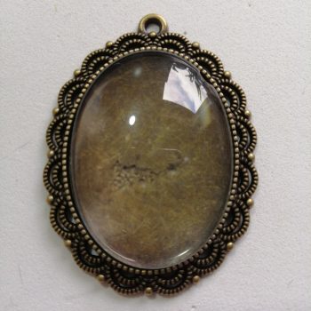 Fém medál lencsével ovális, 30x40 mm  - Üzenőlencsével
