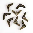 Fém sarokvédő 2,2cm x 2,2cm 2db/cs.