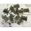 Zsanér íves bronz színű kicsi 20mm x 25mm 2db/cs. 90 fokos nyílás, csavarral