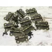 Zsanér íves bronz színű nagy 2db/cs. 25mm x 30mm 180 fokban nyílik, csavarokkal