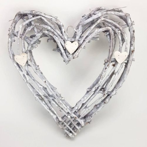 Szív forma / szív koszorú indákból világosszürke 40cm