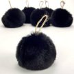 Pihe-puha szőrgombóc 8cm fekete
