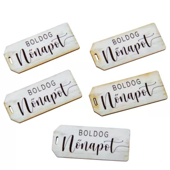   Nyomtatott dekorkarton Boldog nőnapot scrapbook tábla 5,5cm 5db-os