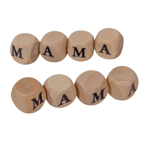Nyomtatott fa dobókocka natúr - MAMA felirattal 2 szett