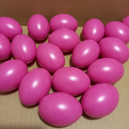 Műanyag tojás 6cm pink