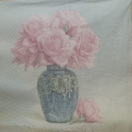 Szalvéta - Vintage rózsa vázában