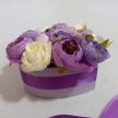 Selyemvirág box - Lila-ekrü szív alakú